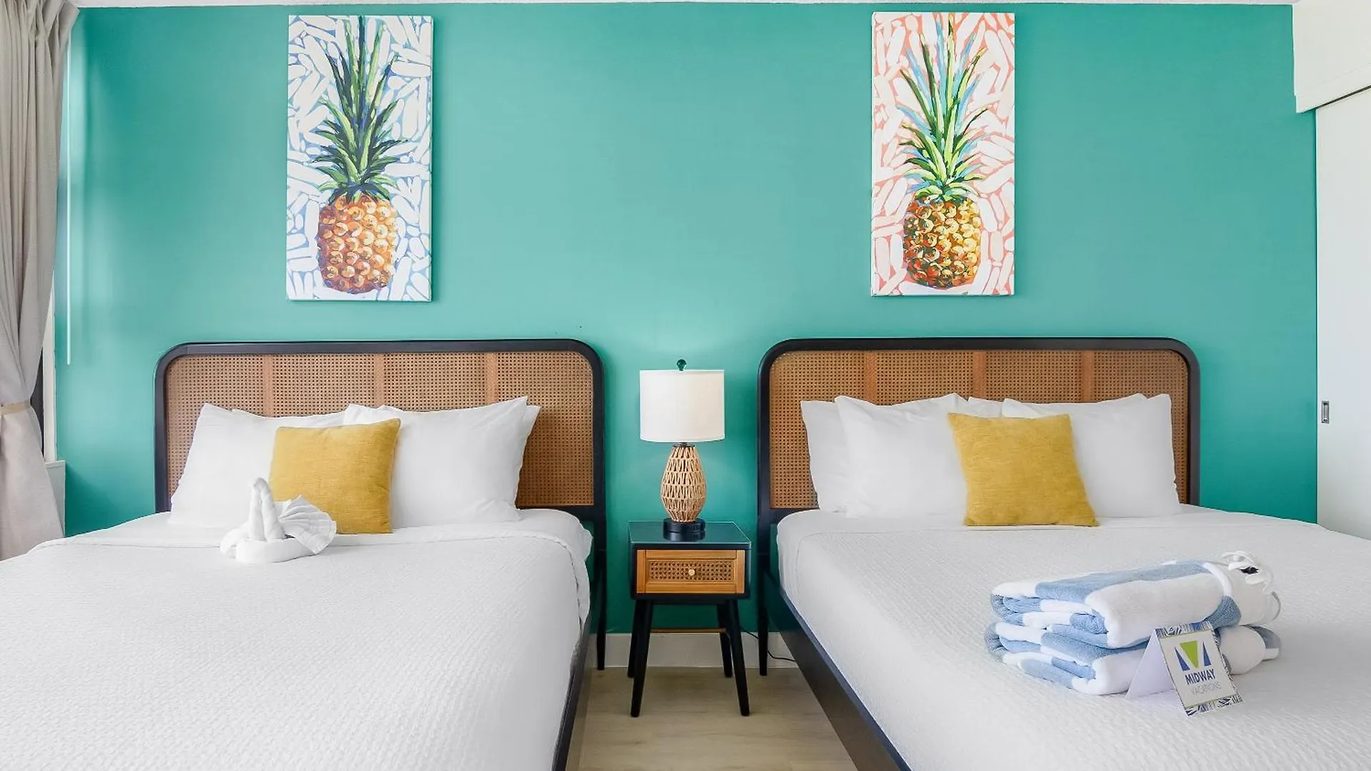 Apartman Breathtaking Ocean View 1 Bedroom Condo With Free Parking! Honolulu