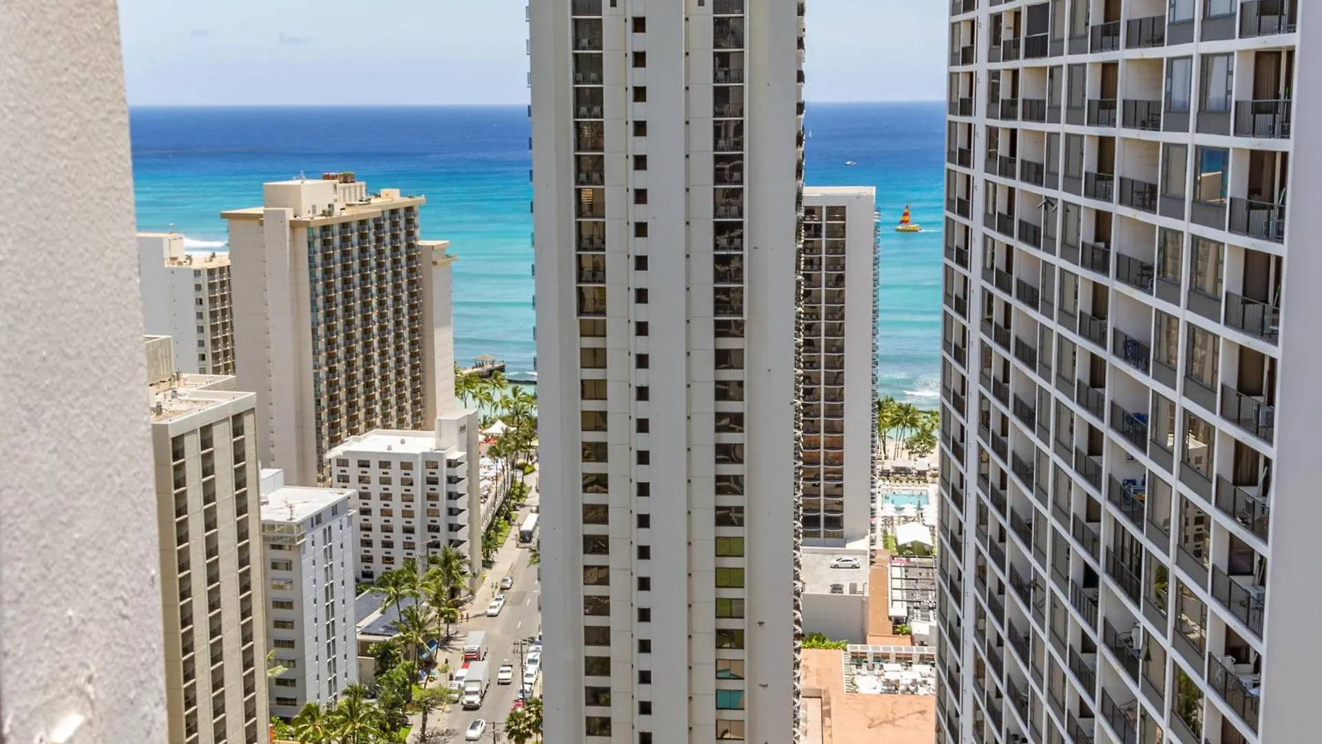 Breathtaking Ocean View 1 Bedroom Condo With Free Parking! Honolulu
