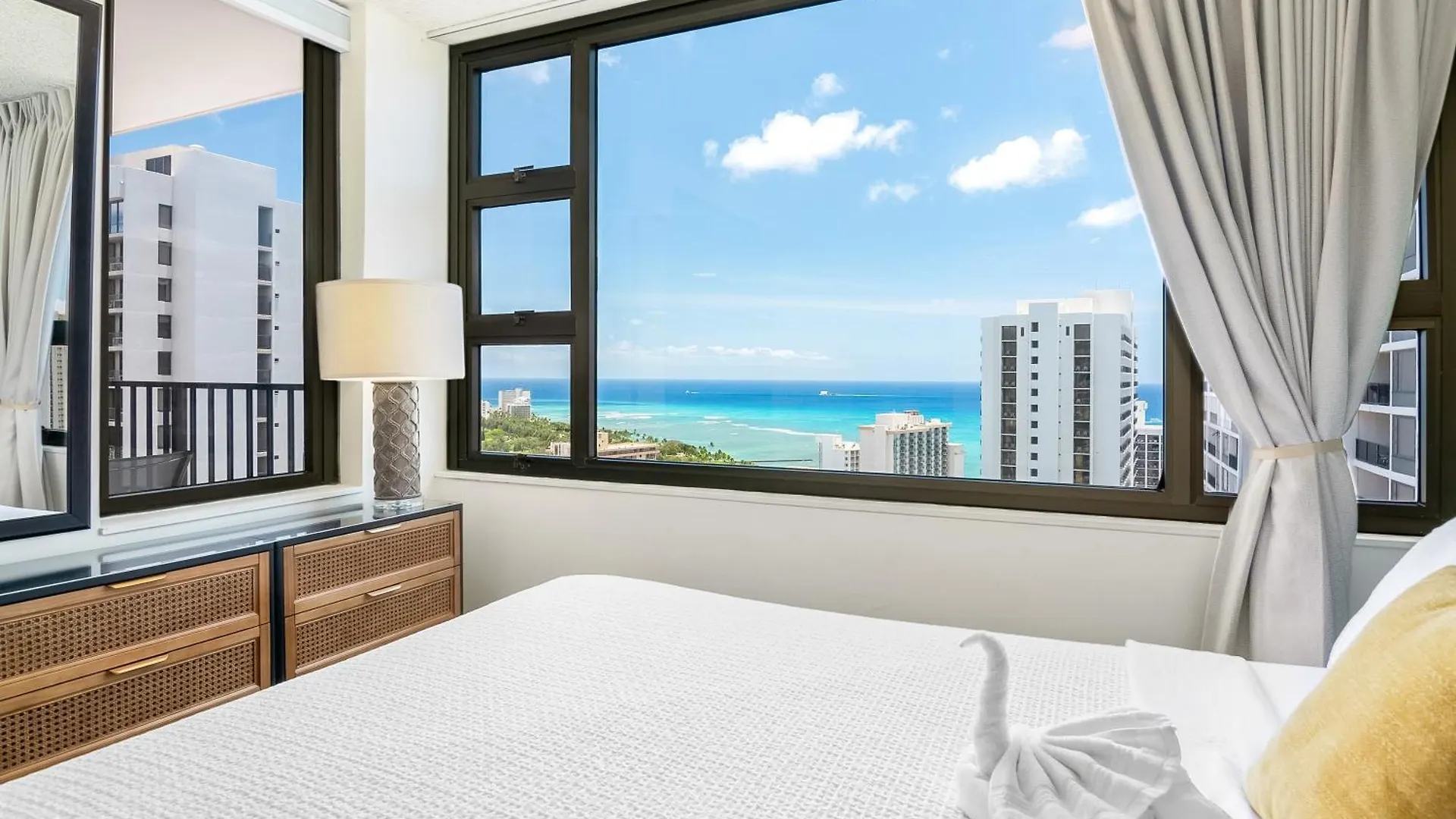 Apartman Breathtaking Ocean View 1 Bedroom Condo With Free Parking! Honolulu Amerikai Egyesült Államok